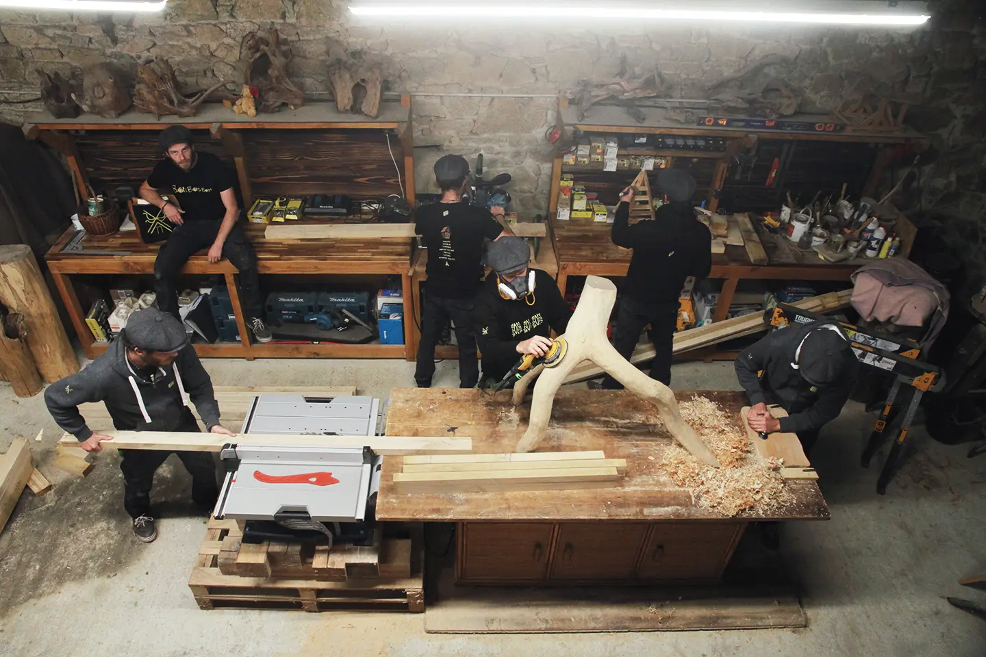 Création artisanale et construction bois - Atelier Bois Bois Bois