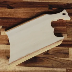 Planche à découper en bois de houx massif N°1
